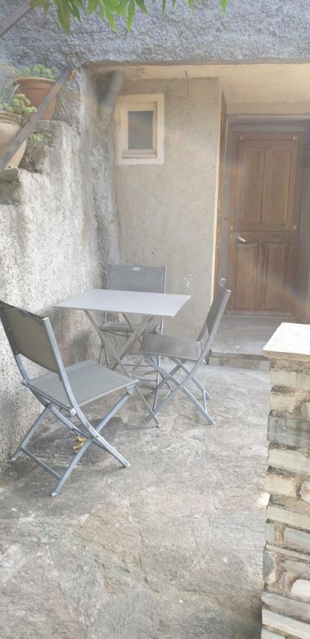 Appartement De Charme Vieille Ville 코테 외부 사진