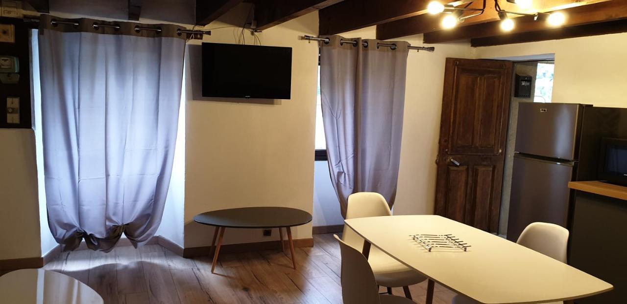 Appartement De Charme Vieille Ville 코테 외부 사진