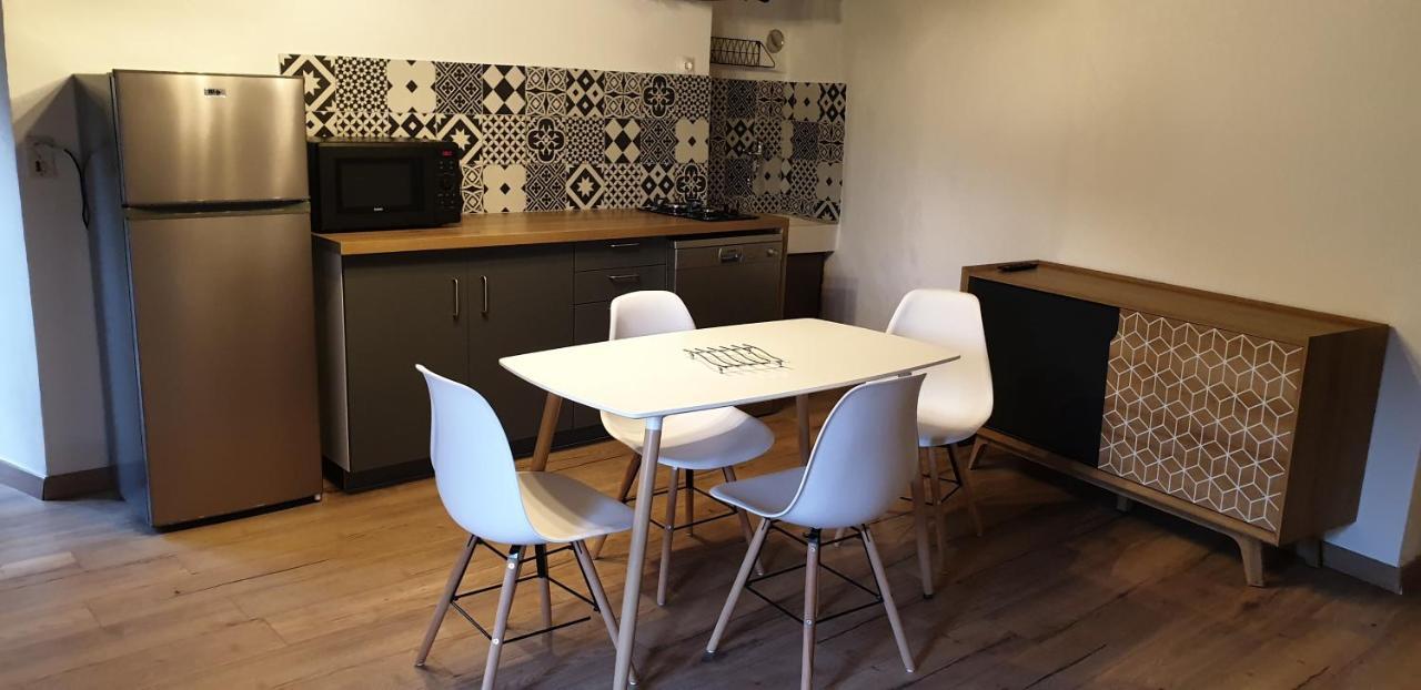 Appartement De Charme Vieille Ville 코테 외부 사진